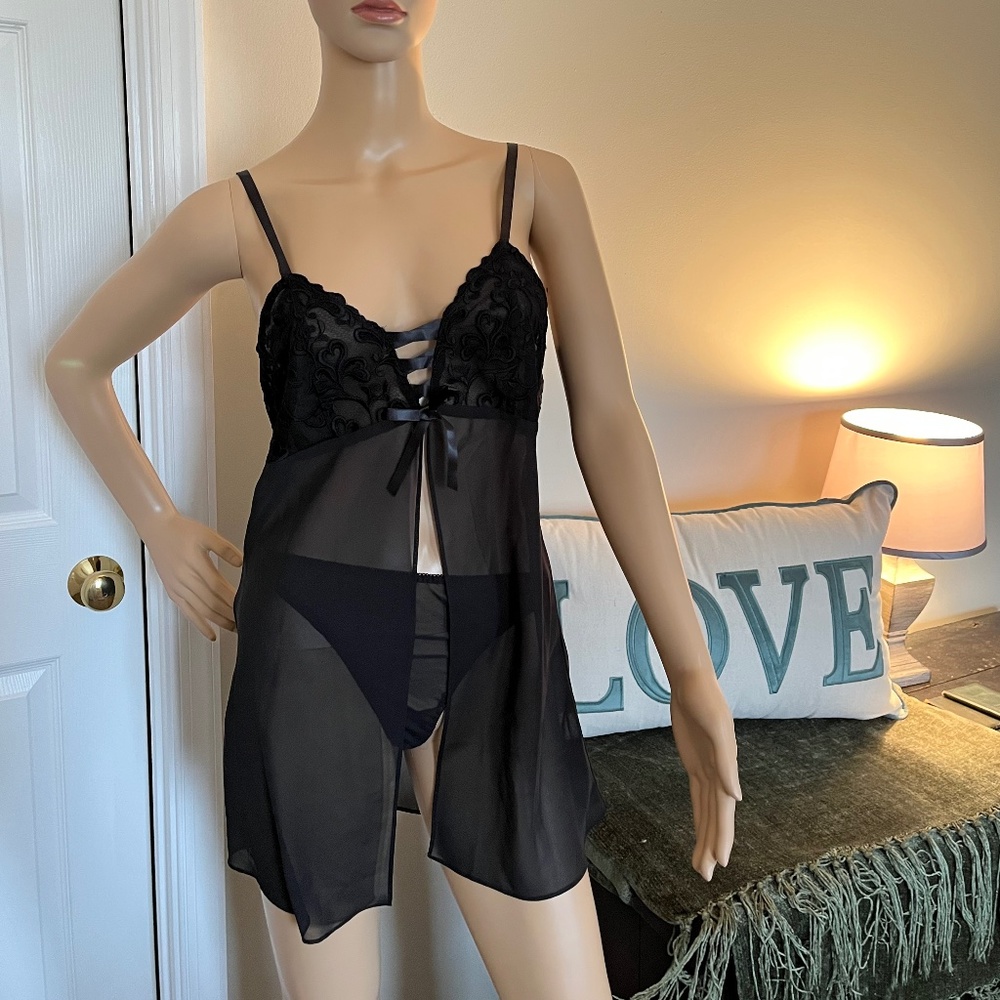 Victoria's Secret Like Black Peak-A-Boo Baby Doll Set SHIP FOR VALENTINES DAY